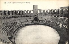 CPA Arles Vue interieure des Arenes 