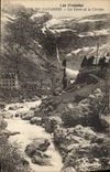 CPA Les Pyrenees Gavarnie Le Gave et le Cirque 