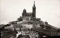 CPA Marseille Basilique de Notre Dame de la Garde 