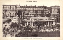 CPA Cannes Les Galeries Fleuries 