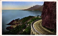 CPA La Corniche d'Or Vue sur le Cap Roux 