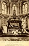 CPA Chapelle et chasse de Sainte Therese de l'Enfant au carmel de Lisieux au fond dans un edicule de