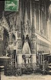 CPA La Delivrande Calvados Notre Dame de la Delivrande La Vierge miraculeuse 