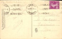 CPA Groupe sculpte dominant le Maitre Autel dans la Chapelle des Carmelites de Lisieux 