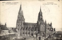 CPA Bayeux La Cathedrale prise de l'ancien Eveche 