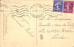 CPA Statue erigee au Cimetiere des Carmelites de Lisieux 