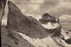 CPA Gavarnie La Breche de Roland Cote d'Espagne et la casque 