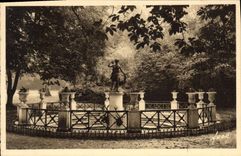 CPA Fontainebleau S et M Jardins du Palais Fontaine de Diane 