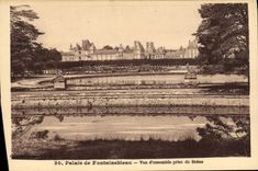 CPA Palais de Fontainebleau Vue d'ensemble prise du Breau 