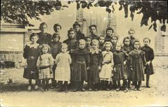 REPRO Enfants Vert en Drouais Eure et Loir L'ecole des filles