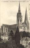 CPA Chartres la Cathedrale vue de la Place Chatelet 