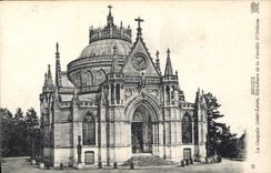 CPA Dreux la Chapelle Saint Louis Sepulture de la famille d'Orleans 