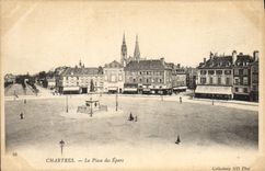 CPA Chartres La Place des Epars 