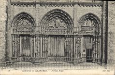 CPA Cathedrale de Chartres Portail Royal 
