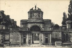 CPA Chateau d'Anet E et L XVI siecle l'Entree principale 