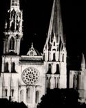 CPA Chartres La Cathedrale illuminee 