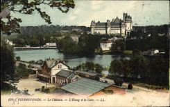 CPA Pierrefonds Le Chateau L'Etang et la Gare 