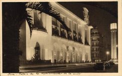 CPA La Douce France Cote d'Azur Nice Alpes Maritimes Le Palais de la Mediterrannee vu la nuit 