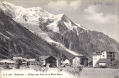 CPA Chamonix Village des Praz et le Mont Blanc 