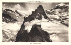 CPA Chamonix Mont Blanc les Grands Mulets 