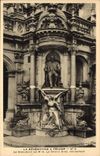 CPA La Benedictine a Fecamp le Monument de M A la Grand Aine Fondateur 