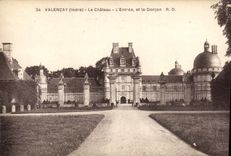 CPA Valencay Indre le Chateau l'entree et le Donjon 