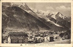 CPA Chamonix vue generale et le Mont Blanc 