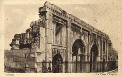CPA Nimes la Porte d'Auguste 