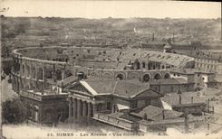 CPA Nimes les Arenes Vue generale 
