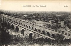 CPA Nimes Le Pont du Gard 