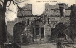 CPA Nimes Temple de Diane 
