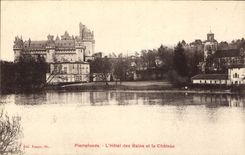 CPA Pierrefonds l'Hotel des Bains et le Chateau 