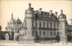 CPA Chateau de Chantily Vue prise du Parterre 