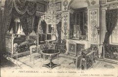 CPA Fontainebleau Le Palais Chambre de Napoleon 