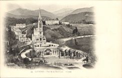 CPA Lourdes Vue de la Basilique 