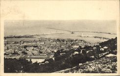 CPA Sete Vue sur le Port et le Brise Lames 