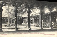 CPA Toulouse le Musee Grand Cloitre des Augustins 