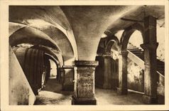 CPA Dauphine Fourviere Acces des caves ou la Chartreuse vieillit 