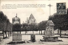 CPA Provins S et M Place du Chatel a la Ville Haute 