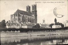 CPA Mantes Eglise Notre Dame vue du Quai Fayot 
