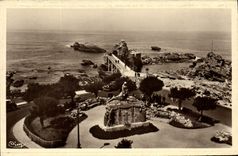 CPA Biarritz L'Esplanade du Rocher de la Vierge 