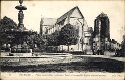 CPA Orleans Place Gambetta Ancienne Tour et nouvelle Eglise Saint Paterne 