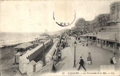 CPA Cabourg La Promenade de la Mer 