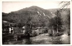 CPA La Suisse Normandie Le Pain de Sucre et les rives de l'Orne 