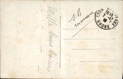 CPA De la froide neige Et des Vents frileux Femme