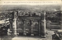 CPA Lyon Notre Dame de Fourviere vue prise de l'Ascenseur de la Tour de Fourviere 
