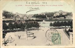 CPA Lyon Monument des Enfants du Rhone Pont de la Boucle St Clair 