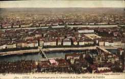 CPA Lyon Vue panoramique prise de l'Ascenseurde la Tour Metallique de Fourviere 