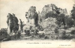 CPA Le Cirque de Moureze le Pas du Sphinx 