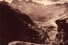 CPA Gavarnie H P vue d'ensemble au fond le Cirque et la Grande Cascade 